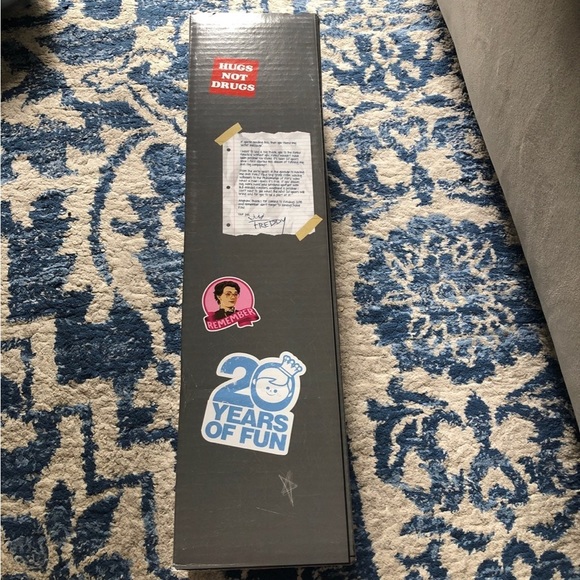 NEW IN ORIGINAL BOX SDCC 2018 FUNDAYS Locker w 3 Freddy Funk - Picture 8 of 9